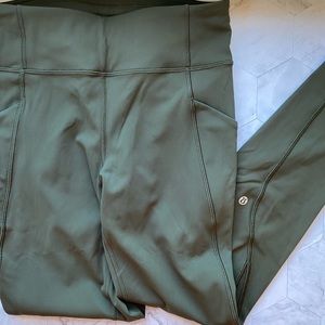 Lululemon speed up tight 28”